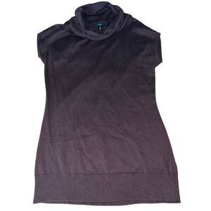 woman’s size medium sweater mossimo